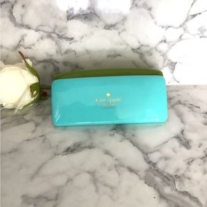 Original Kate Spade glasses case 😎🤓